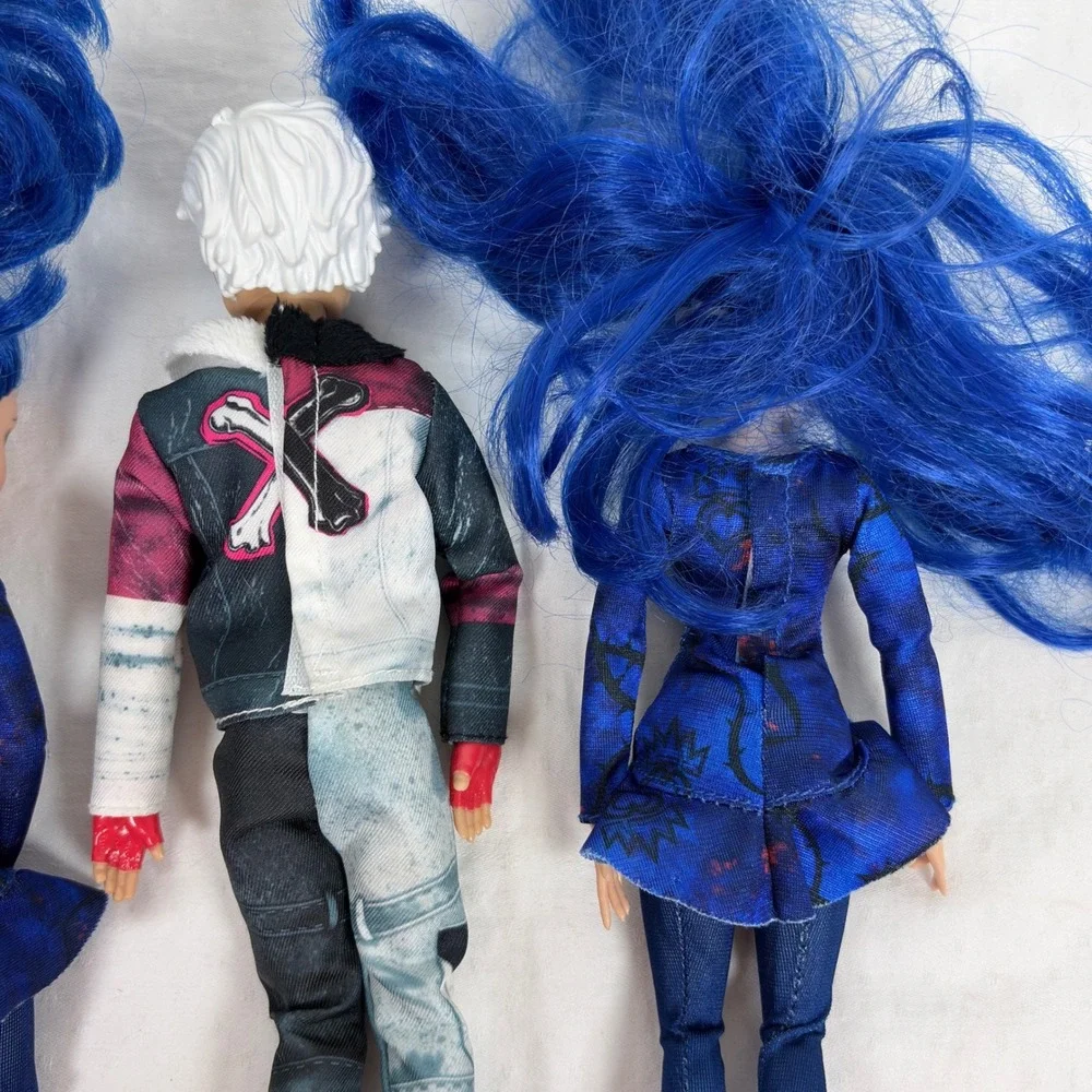 Disney Descendants Doll Lot Evie Carlos Hasbro Blue White Hair 3pc Set